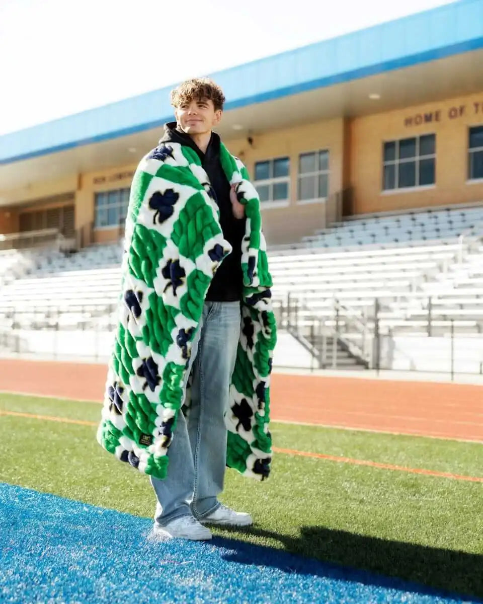 Notre Dame Fighting Irish Blanket - Hugs