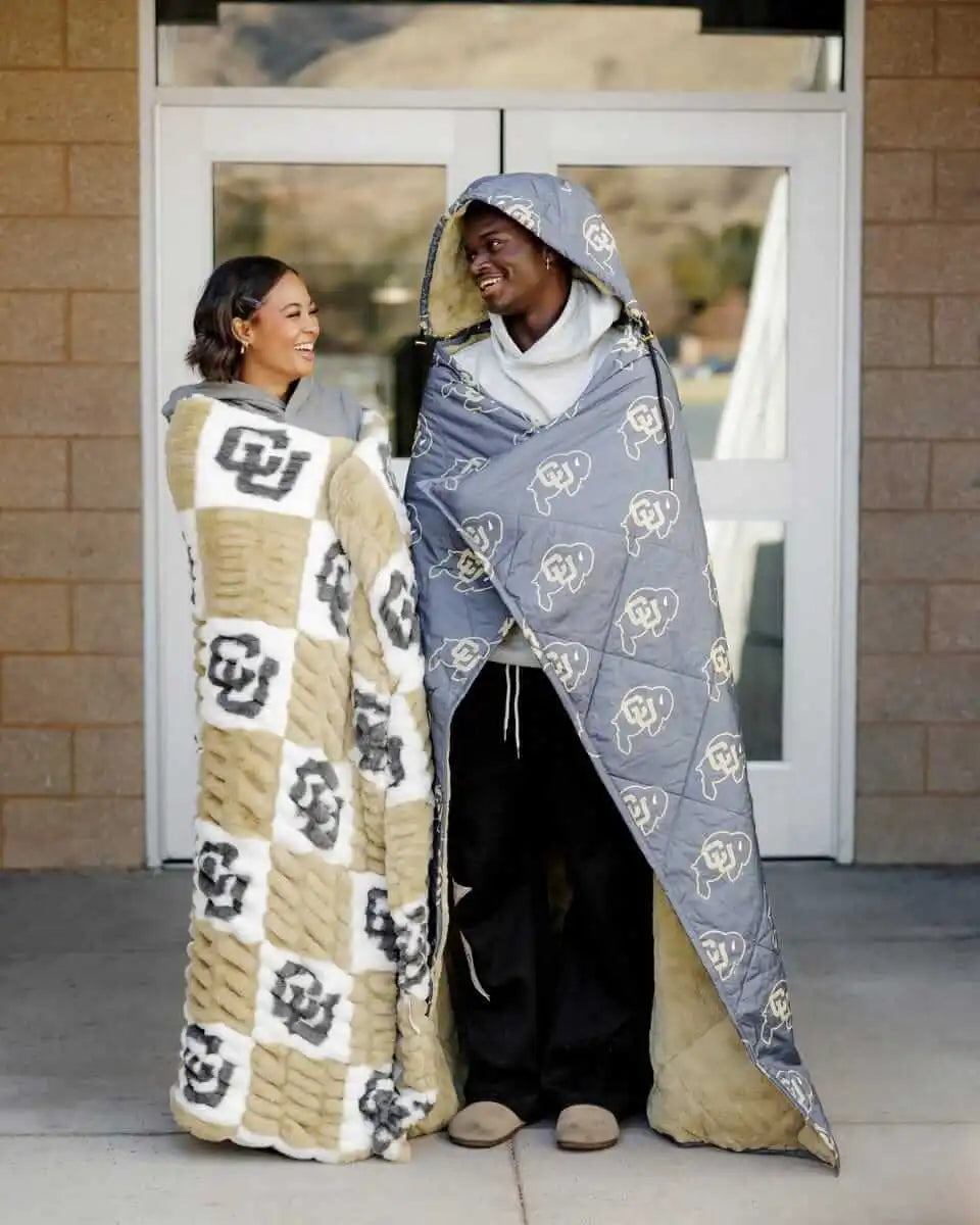 Colorado Buffaloes Blanket - Hugs