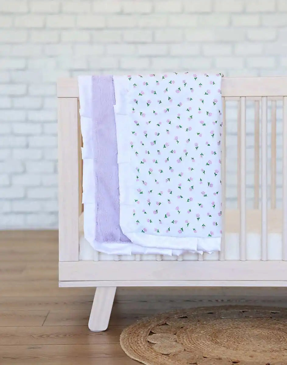 Itsy Bitsy Flower Lilac Blanket