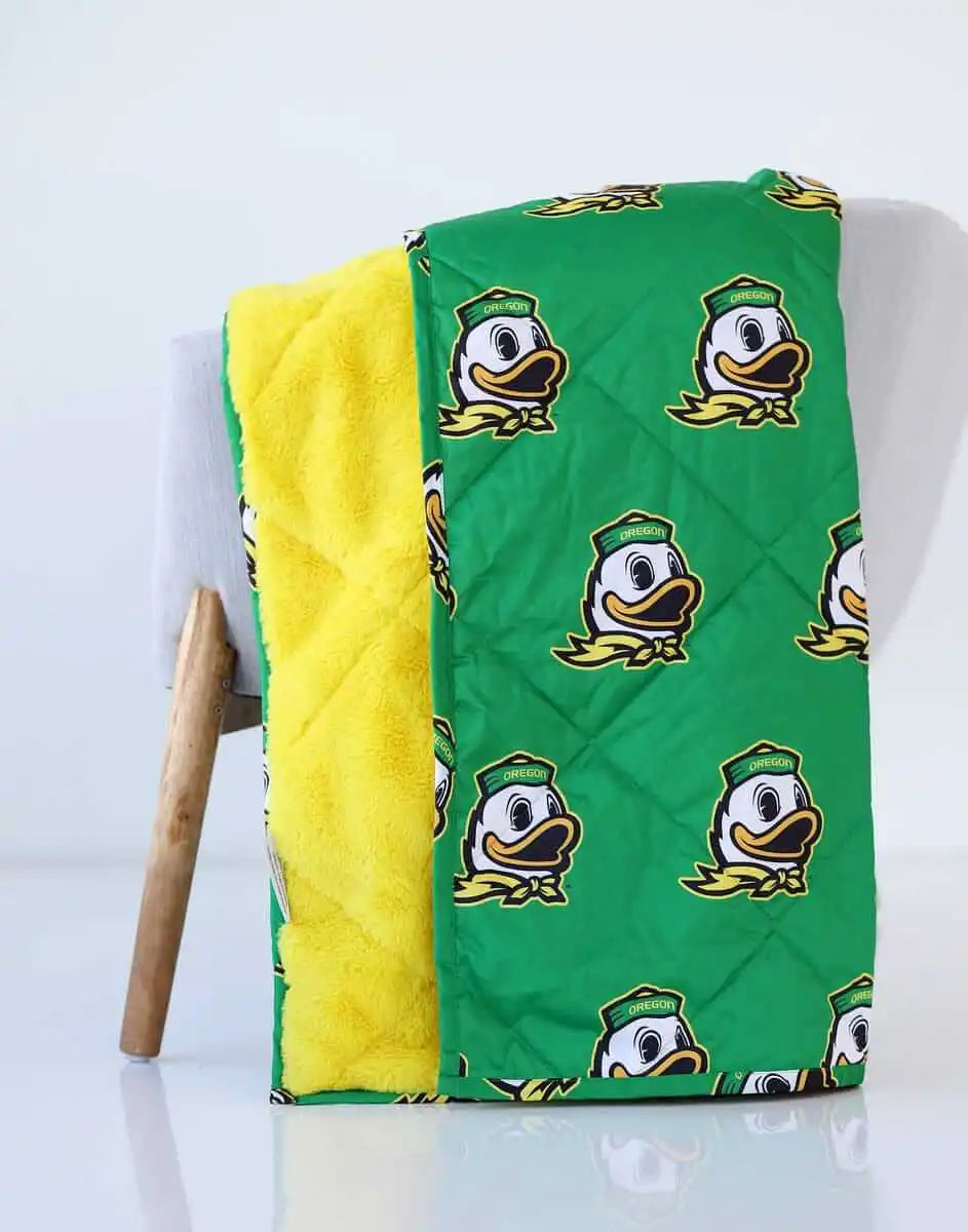 University of Oregon Ducks Hooded Stadium Everywhere Blanket