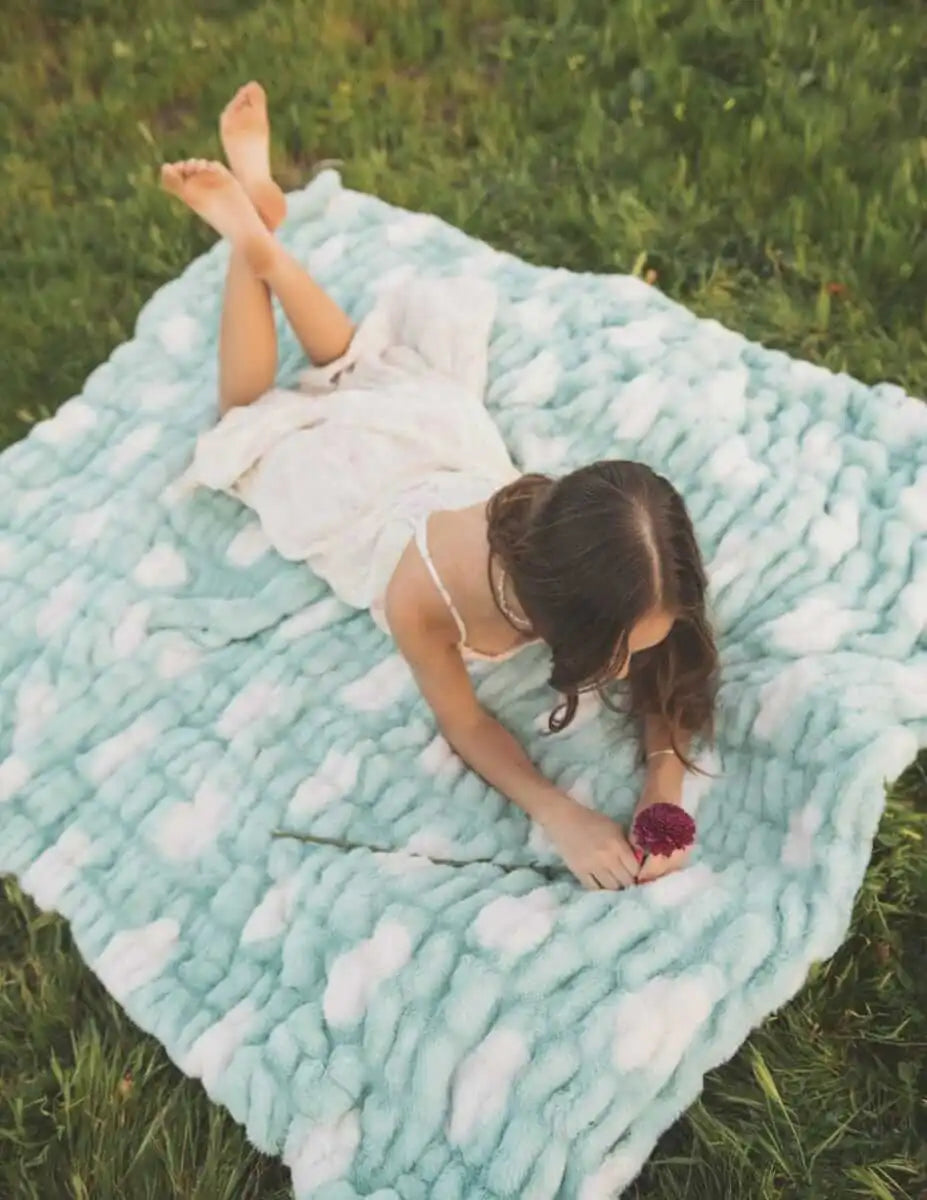 Hugs Polka Dot Tiffany Blanket