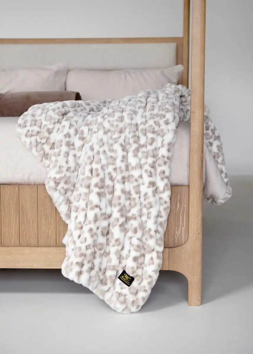 Hugs Snow Leopard Blanket