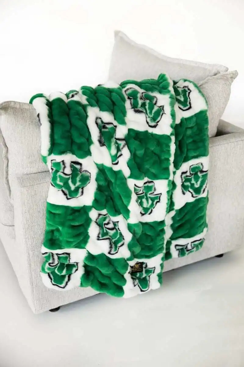 Utah Valley Wolverines Blanket - Hugs