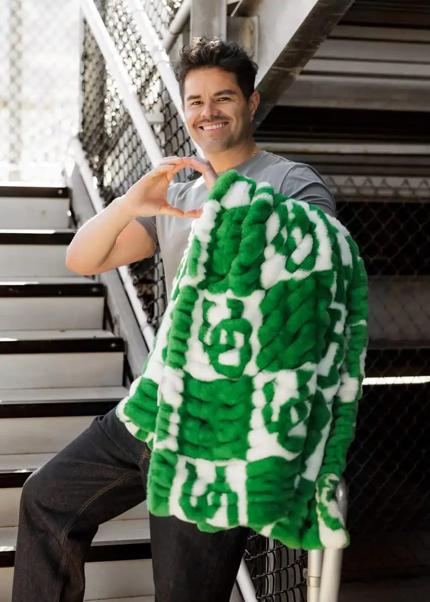 University of Oregon Ducks Blanket - Hugs