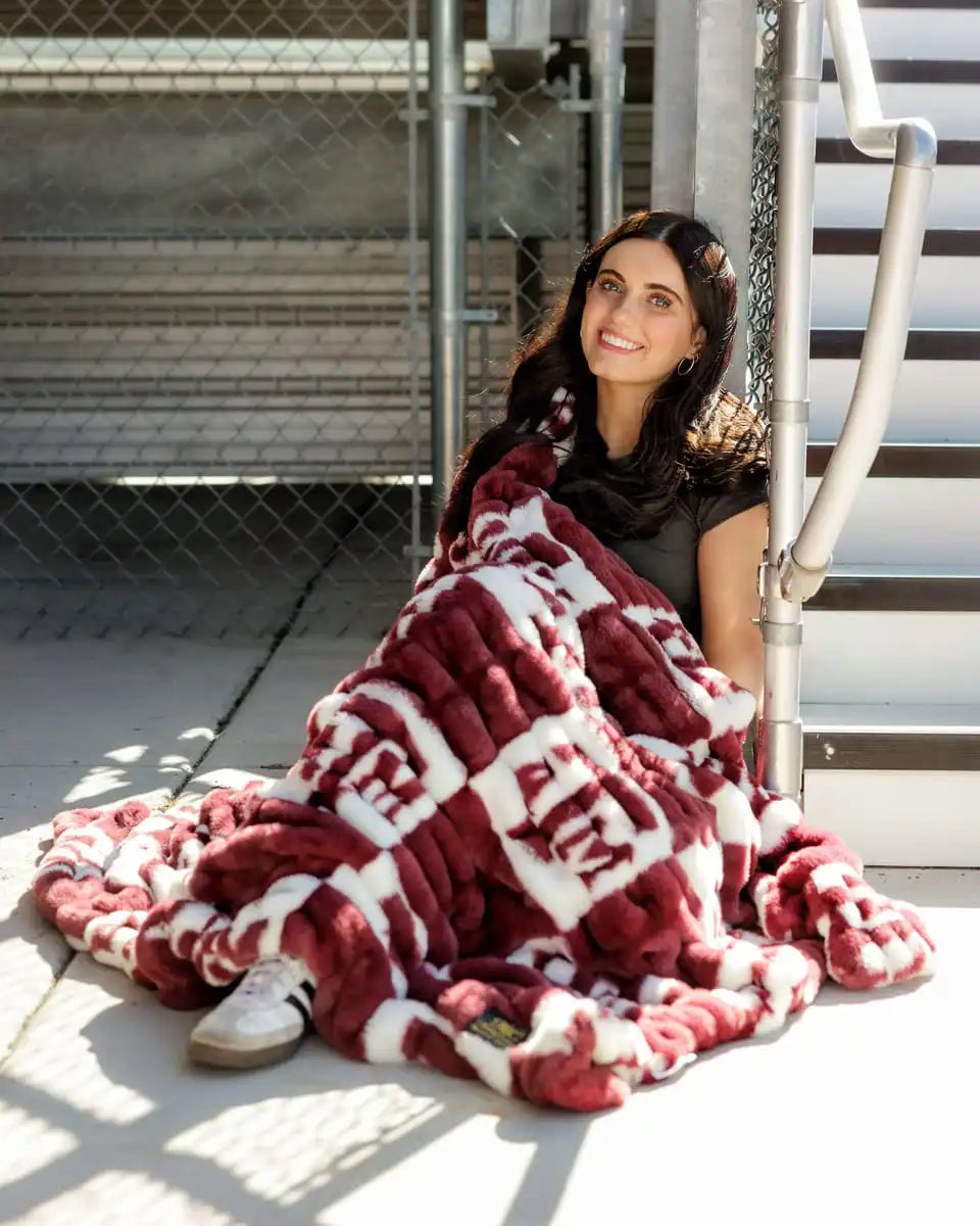 Texas A&M Aggies Blanket - Hugs